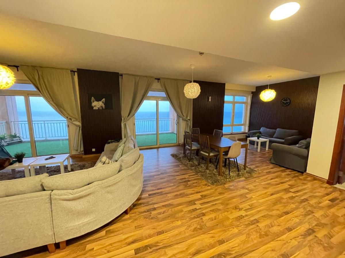نفرتيتي عروس البحر بانوراما ابراج الشاطئ 3 غرف يتطلب عوائل فقط Apartment *