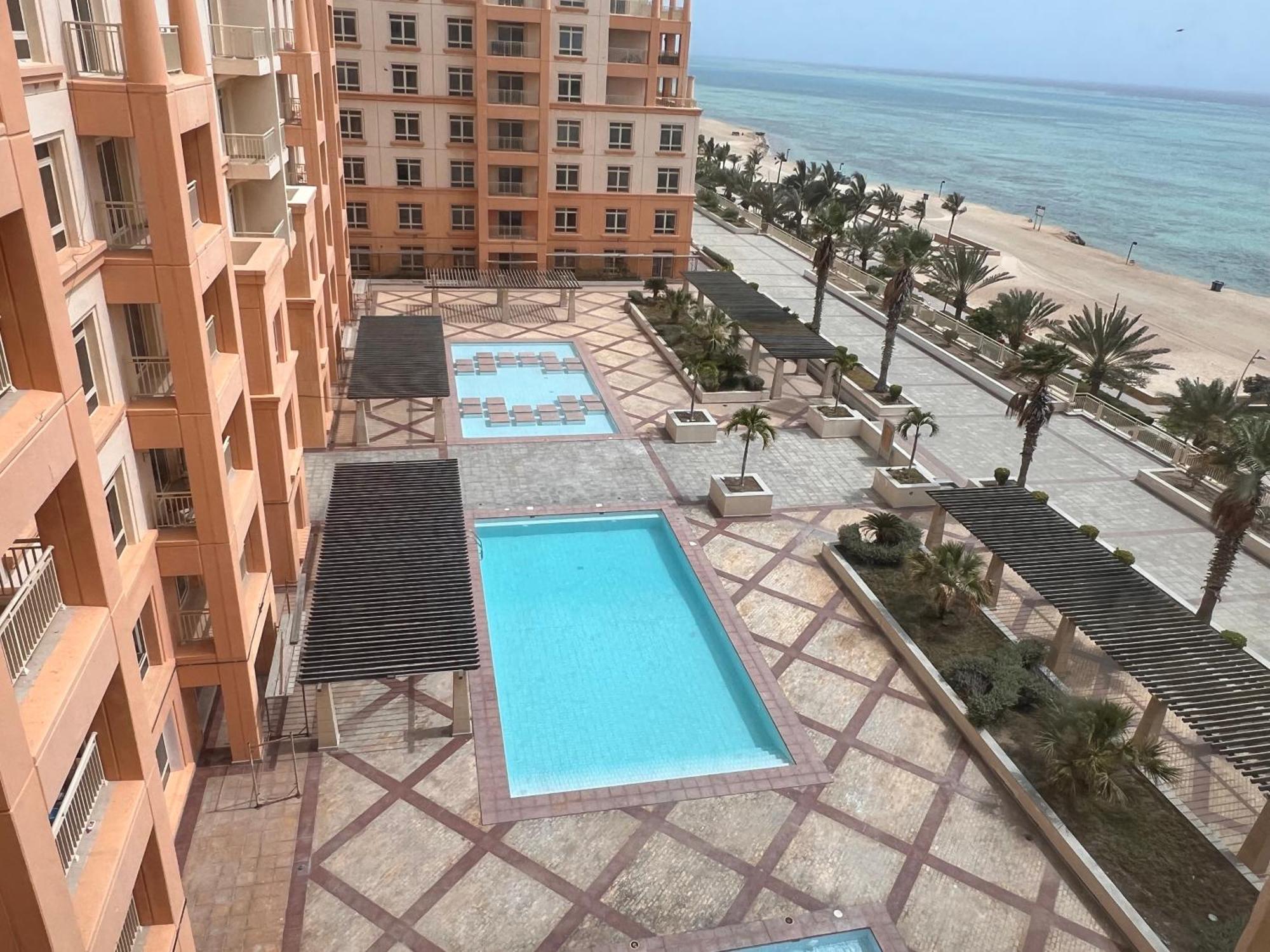 نفرتيتي عروس البحر بانوراما ابراج الشاطئ 3 غرف يتطلب عوائل فقط Apartemen